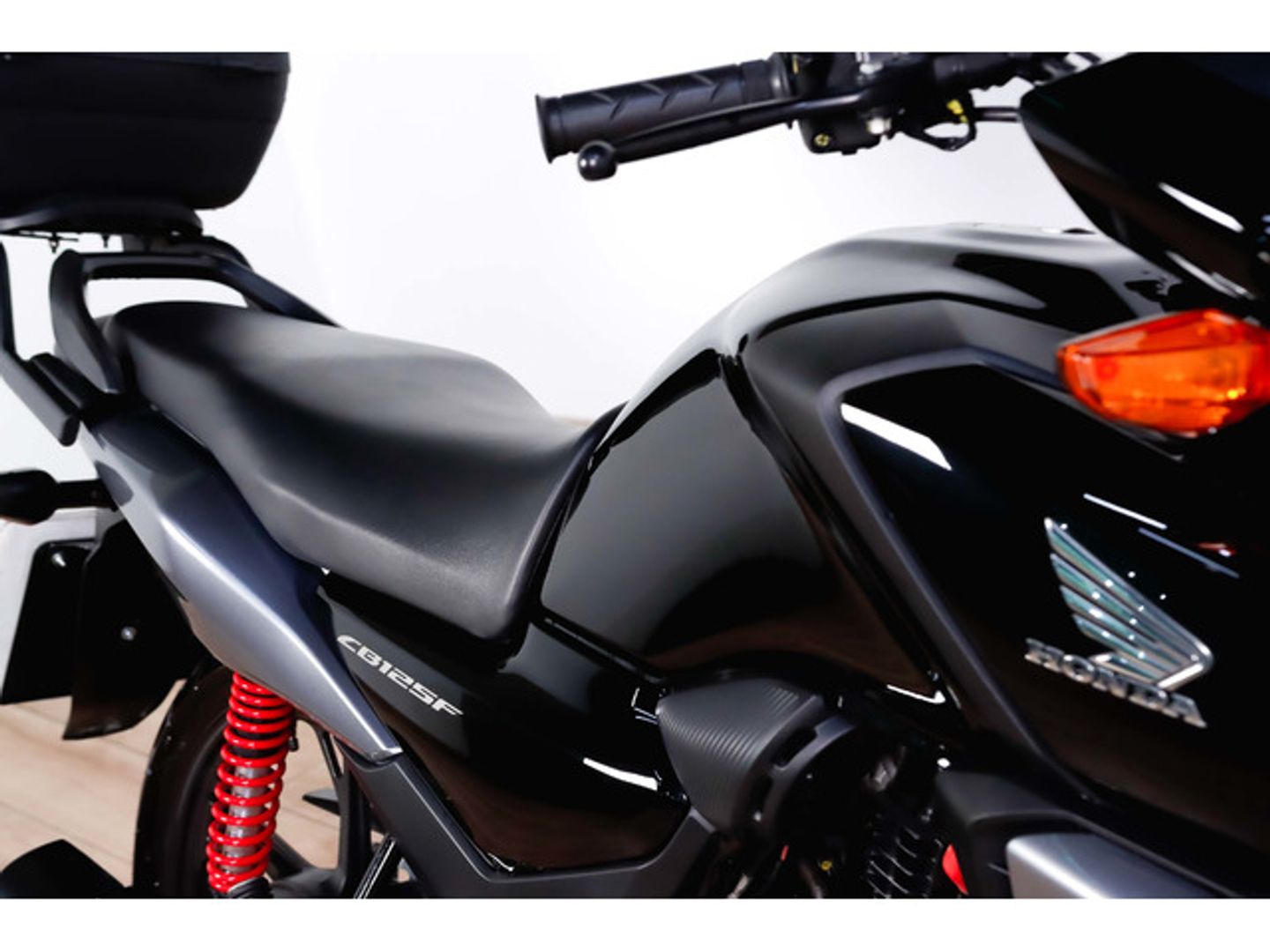 Honda CB125F