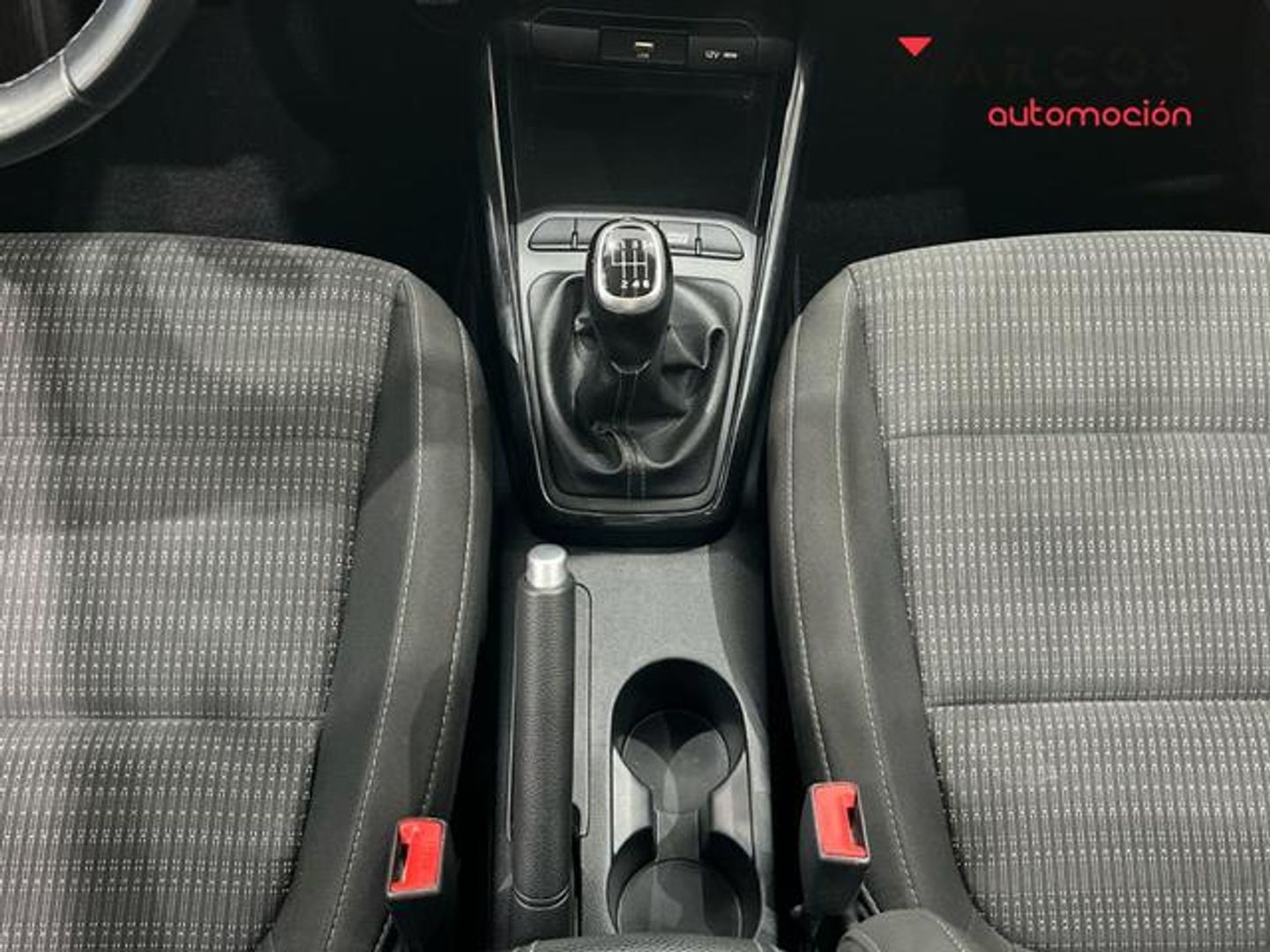 Kia Stonic 1.0 T-GDi MHEV iMT Concept 74 kW (100 CV)