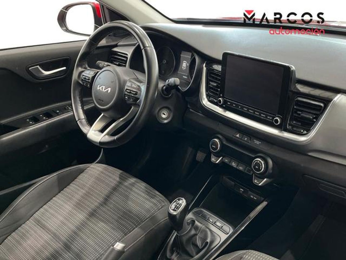Kia Stonic 1.0 T-GDi MHEV iMT Concept 74 kW (100 CV)