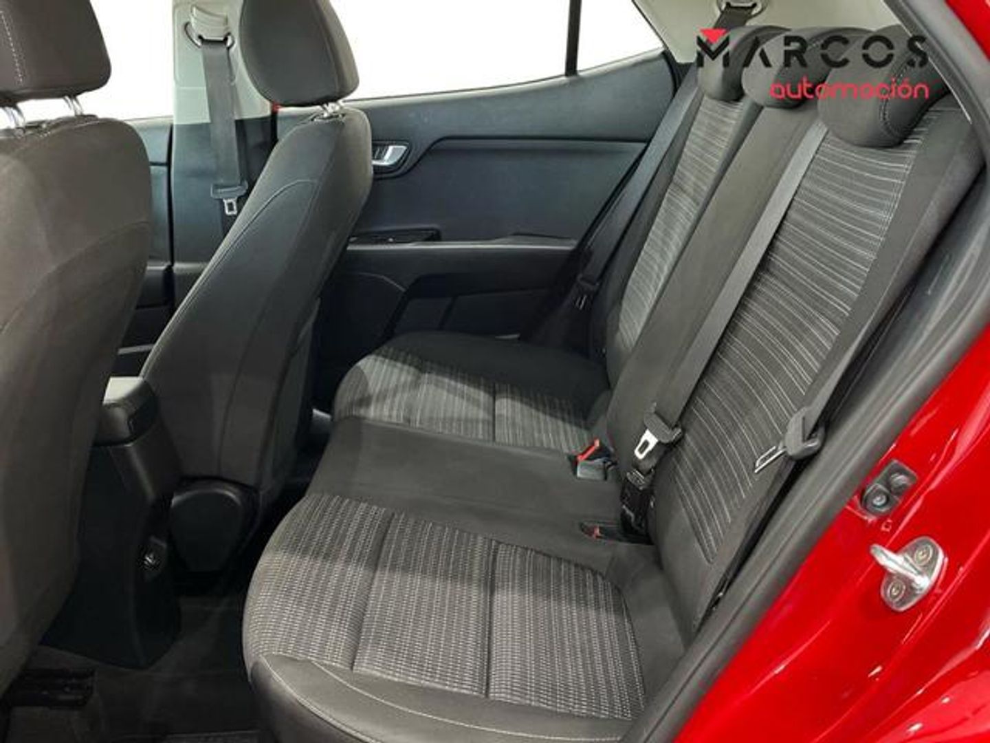 Kia Stonic 1.0 T-GDi MHEV iMT Concept 74 kW (100 CV)