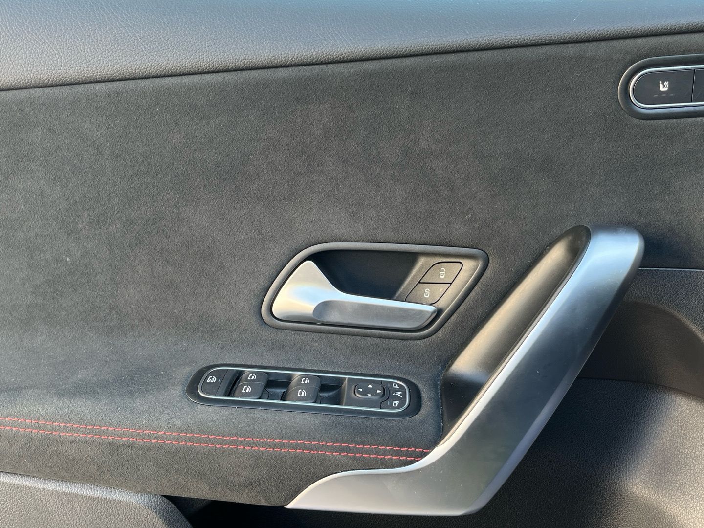 Mercedes-Benz Clase A 180 100 kW (136 CV)