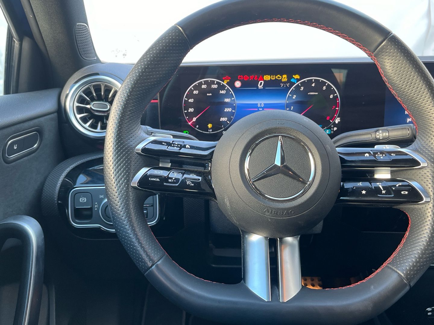Mercedes-Benz Clase A 180 100 kW (136 CV)