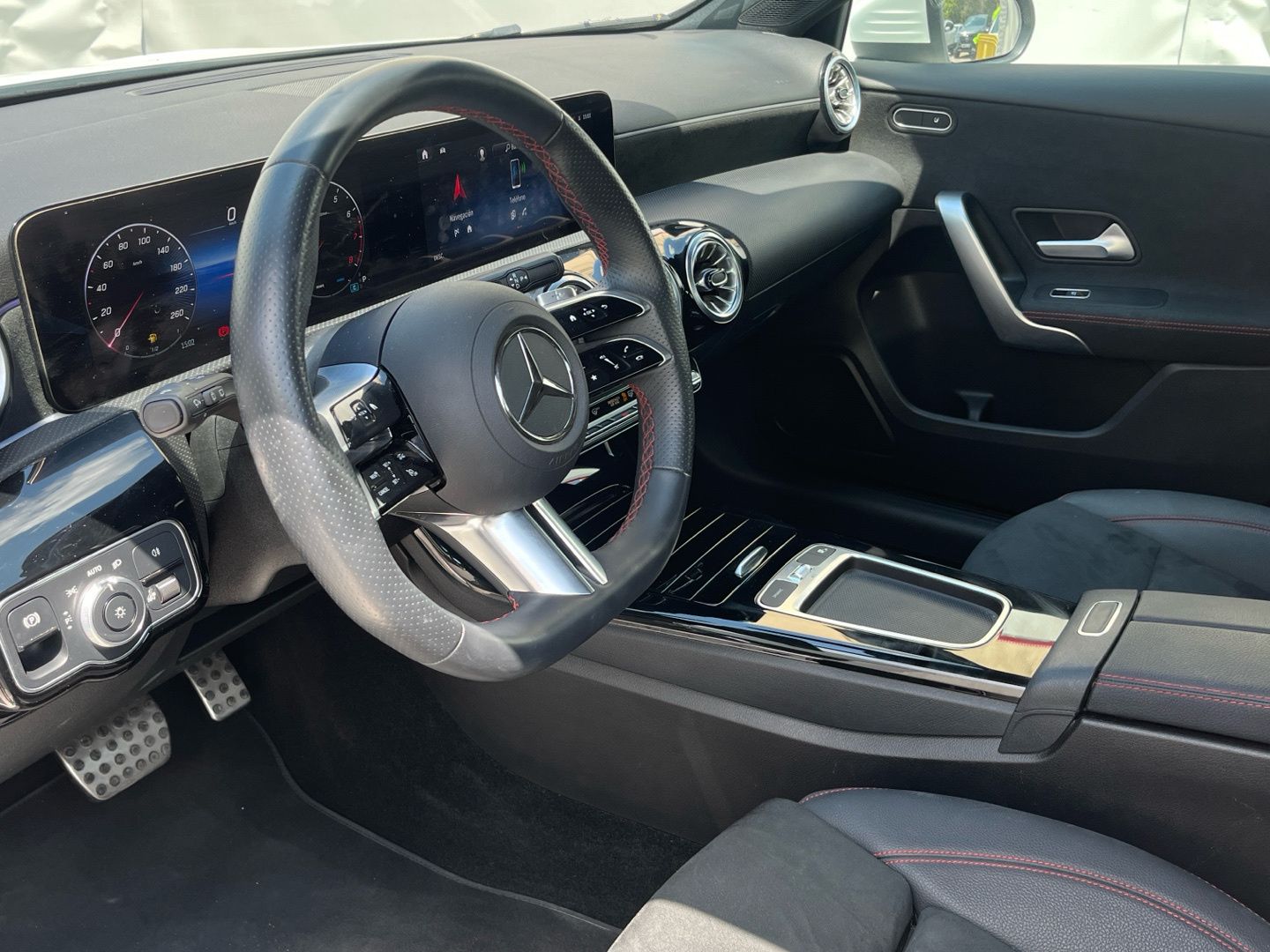 Mercedes-Benz Clase A 180 100 kW (136 CV)