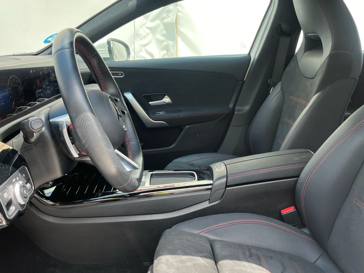 Mercedes-Benz Clase A 180 100 kW (136 CV)