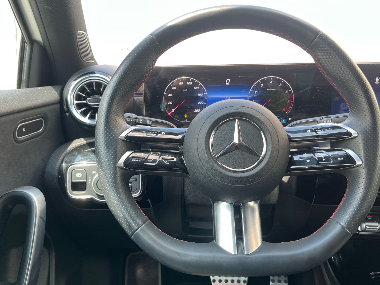 Mercedes-Benz Clase A 180 100 kW (136 CV)