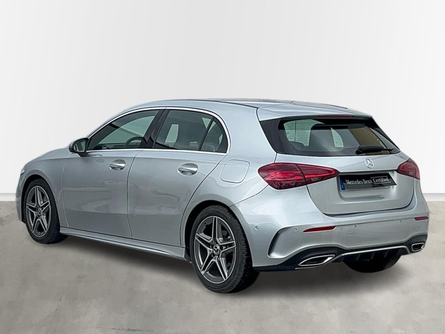 Mercedes-Benz Clase A 180 100 kW (136 CV)
