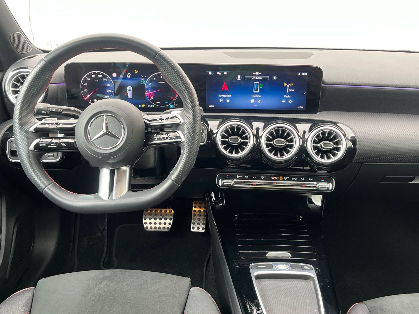 Mercedes-Benz Clase A 180 100 kW (136 CV)