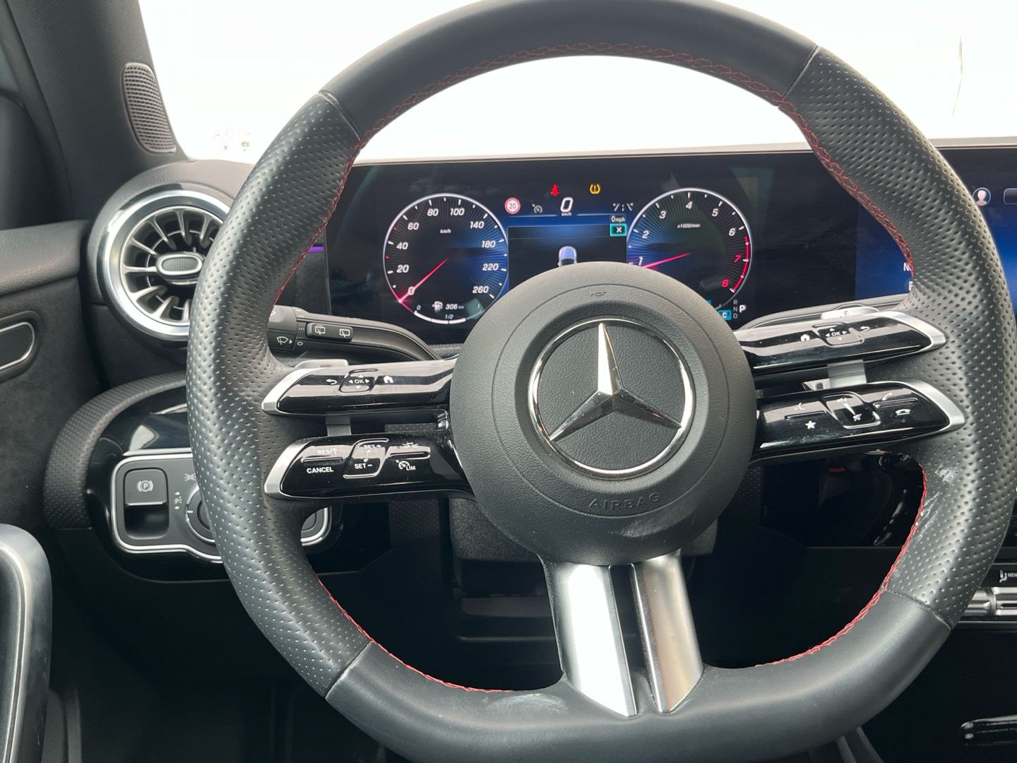 Mercedes-Benz Clase A 180 100 kW (136 CV)