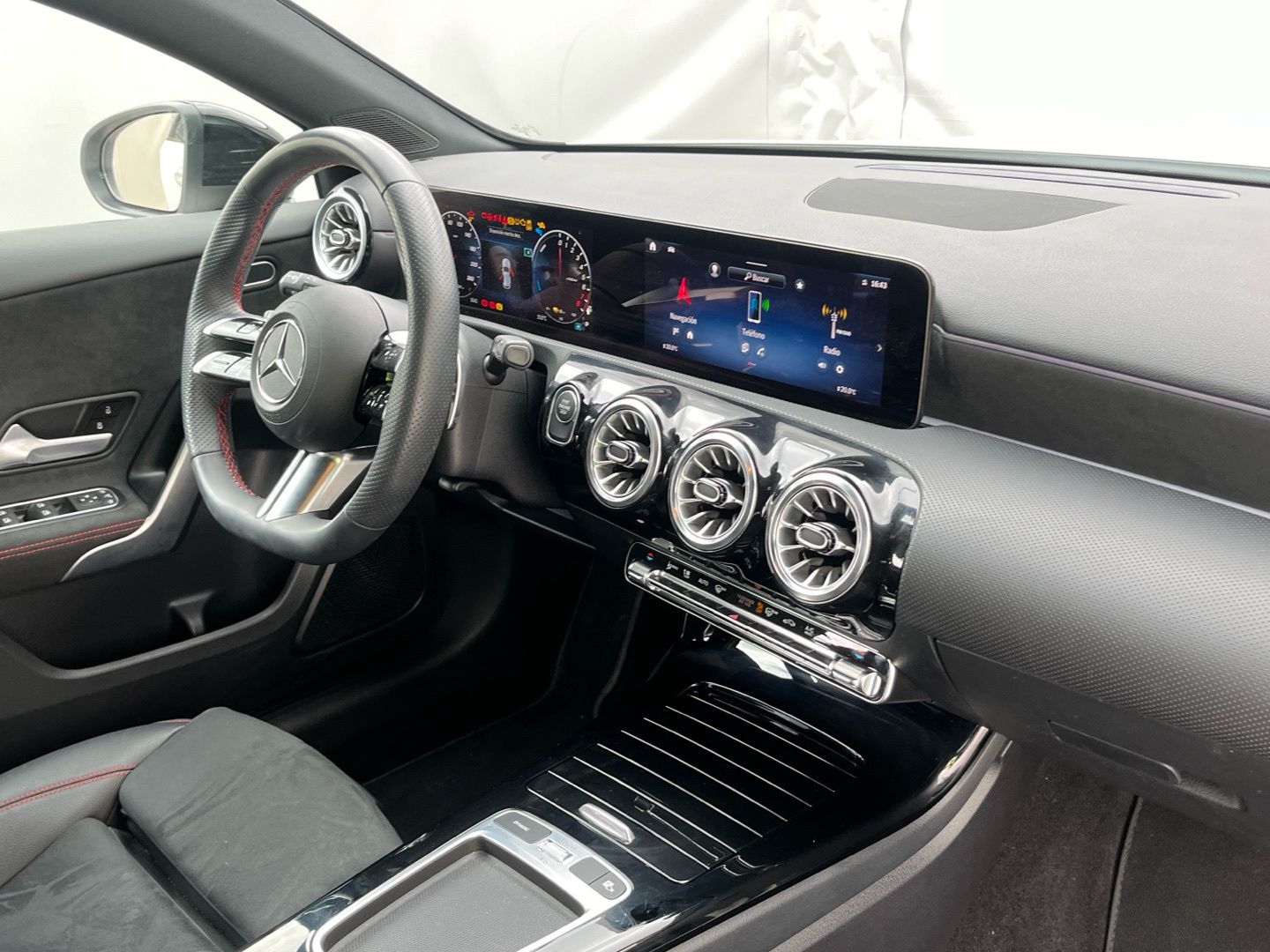Mercedes-Benz Clase A 250 e 160 kW (218 CV)