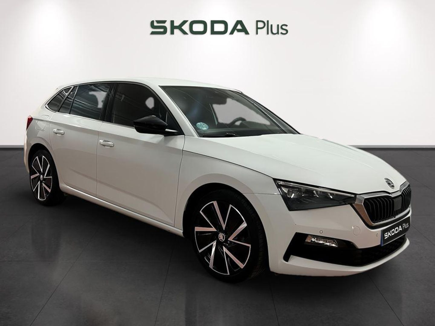 Skoda Scala 1.5 TSI Sport 110 kW (150 CV) Blanco Sedan