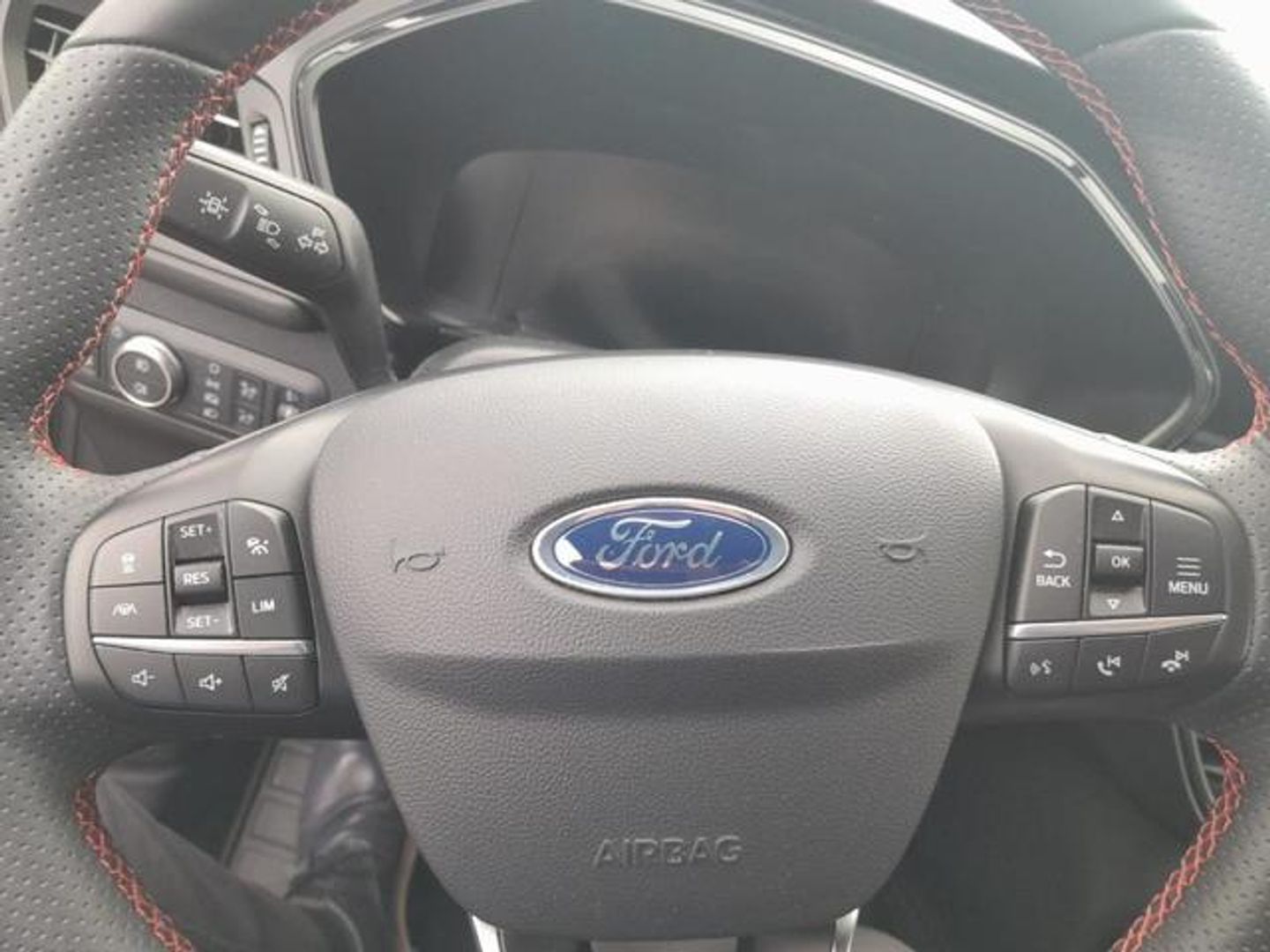 Ford Kuga 2.5 Duratec PHEV ST-Line X Auto 165 kW (225 CV)