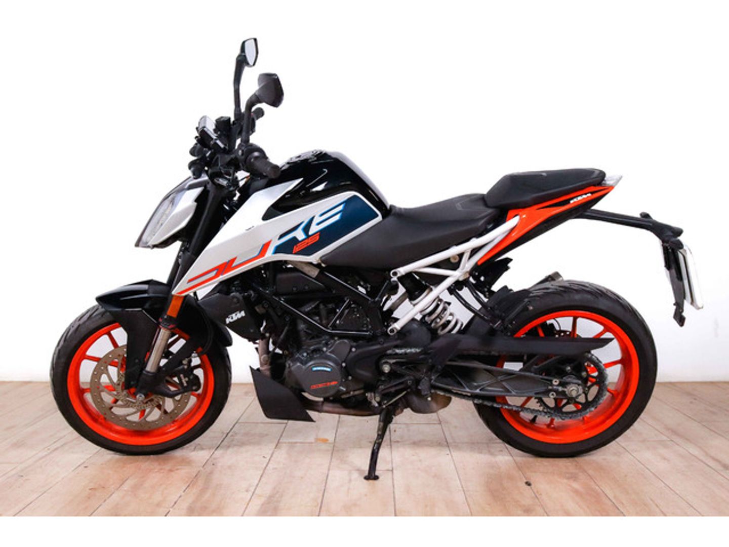 KTM Duke 125