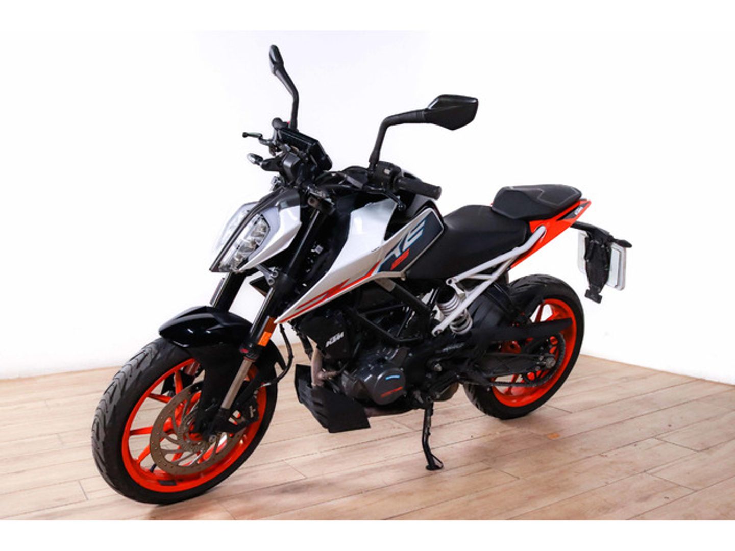 KTM Duke 125