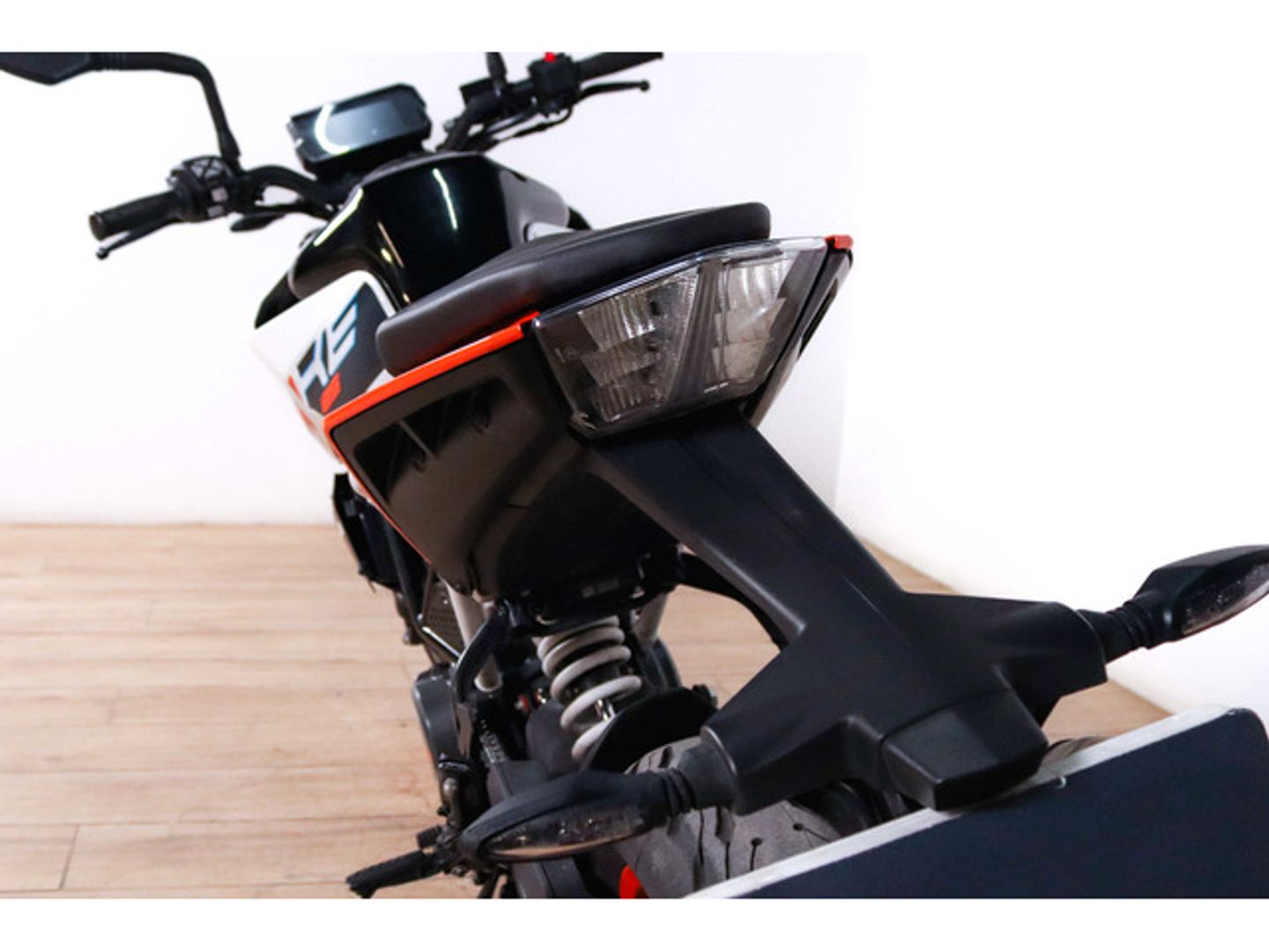 KTM Duke 125