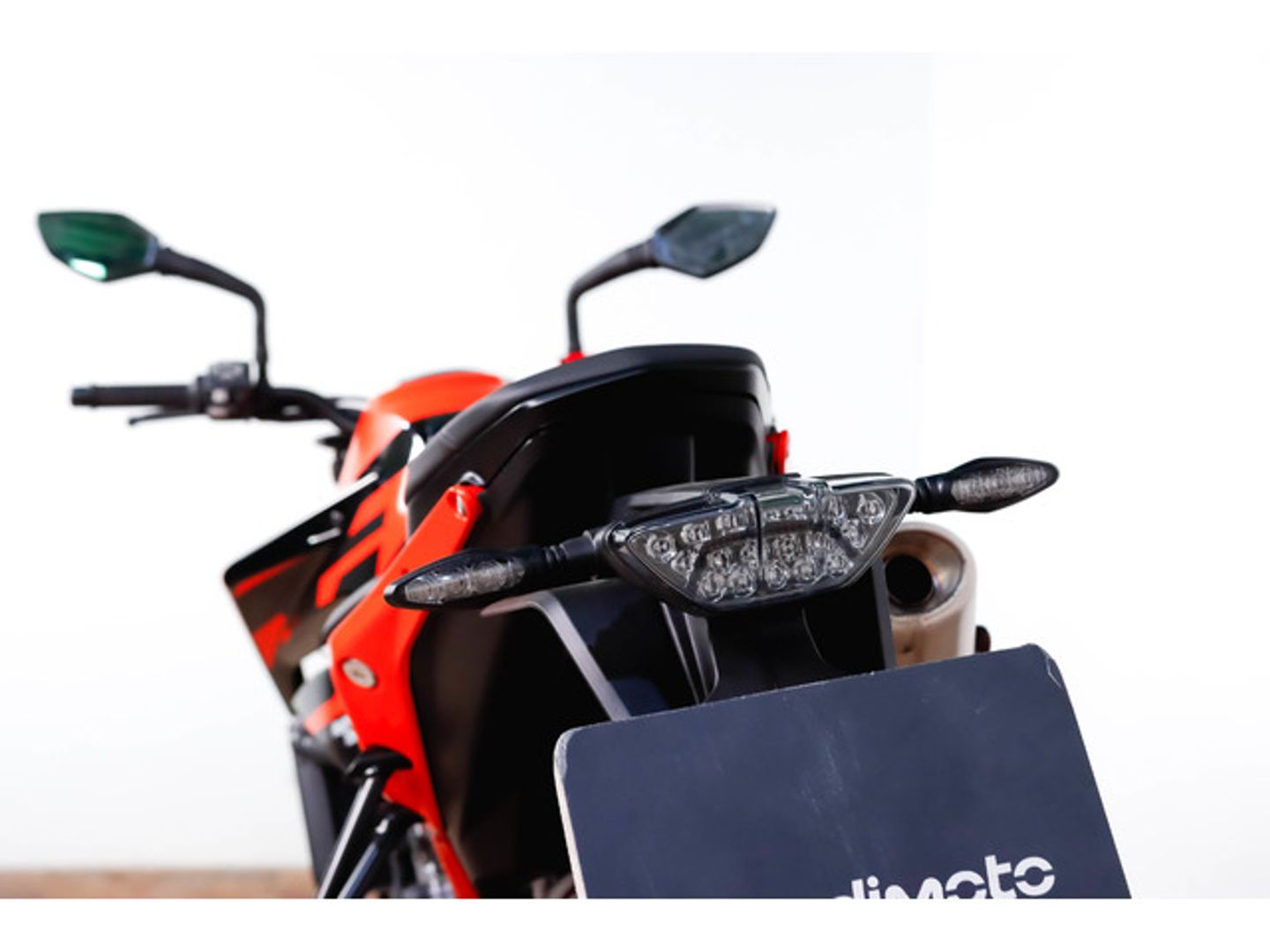 KTM Duke GP 890