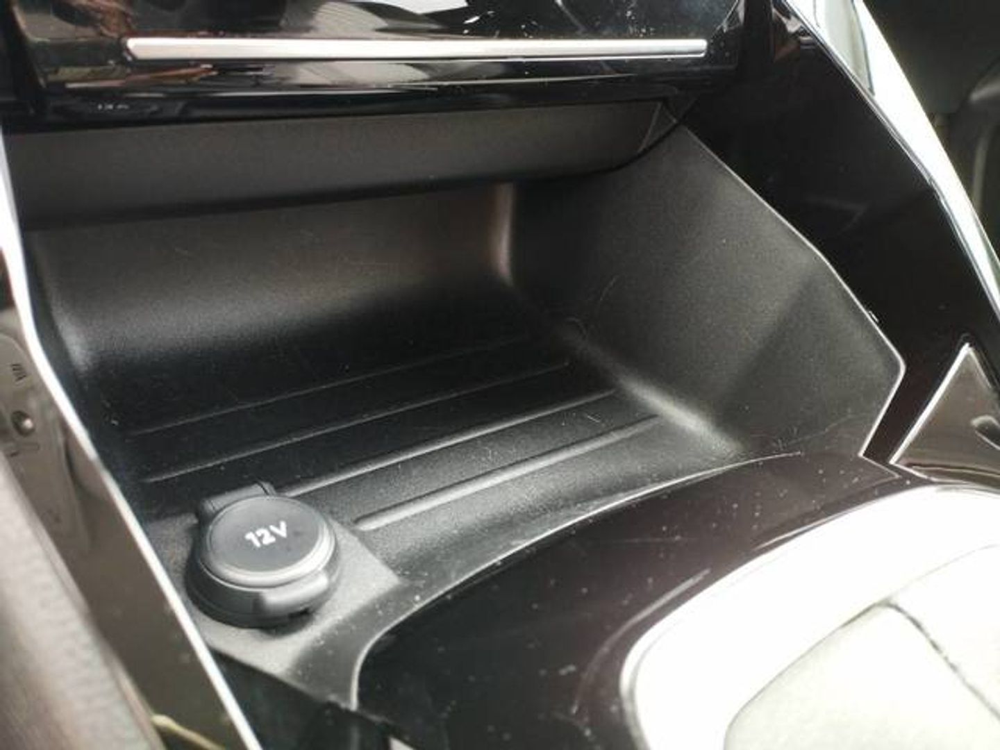 Peugeot 208 PureTech 100 Allure 75 kW (100 CV)