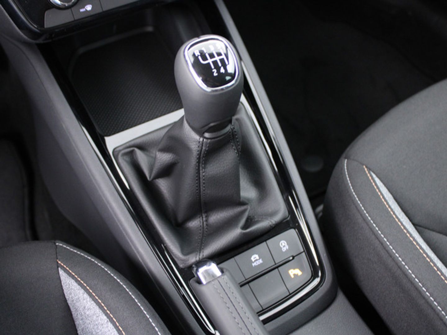 Skoda Kamiq 1.0 TSI Ambition 70 kW (95 CV)