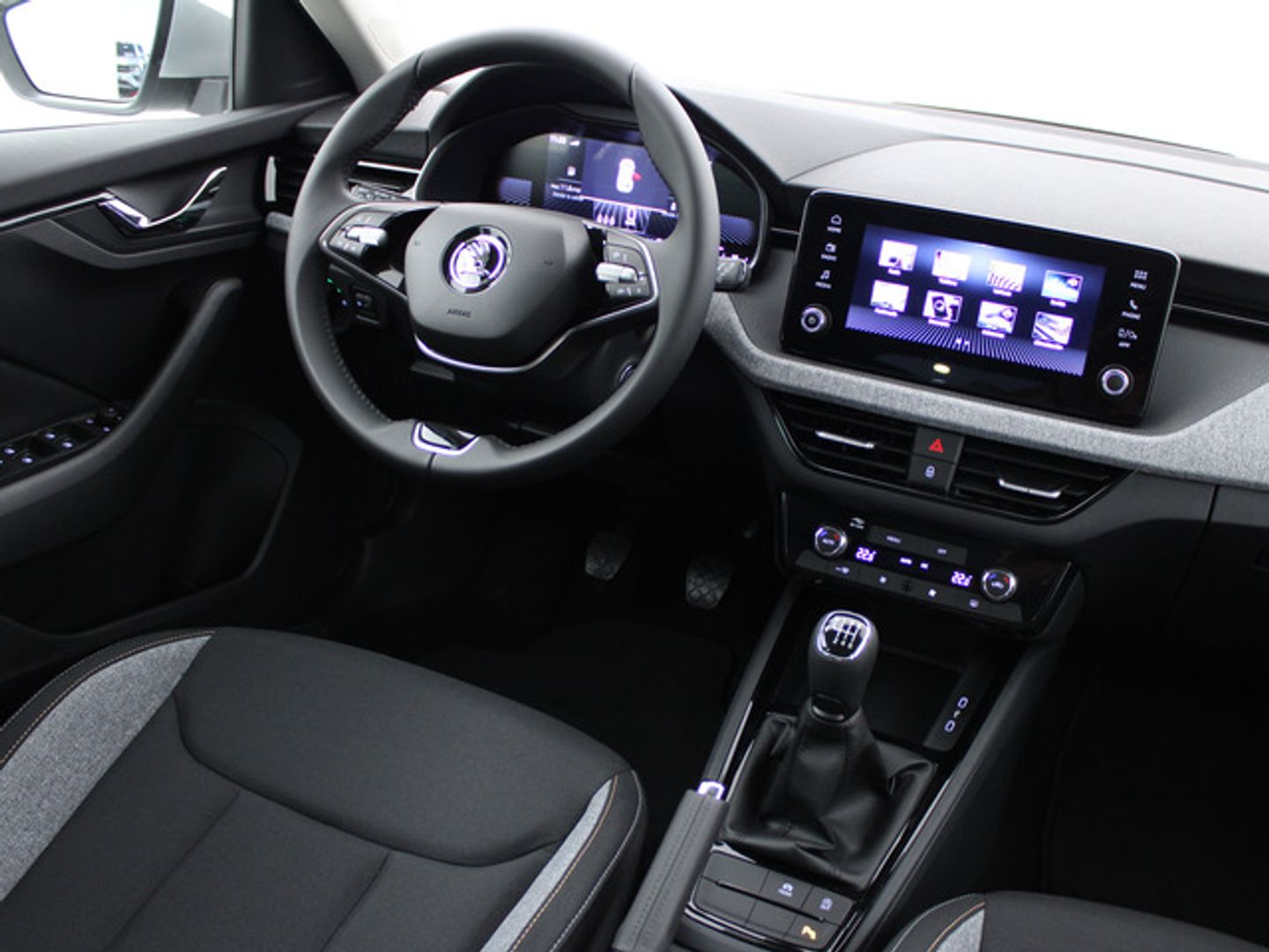 Skoda Kamiq 1.0 TSI Ambition 70 kW (95 CV)