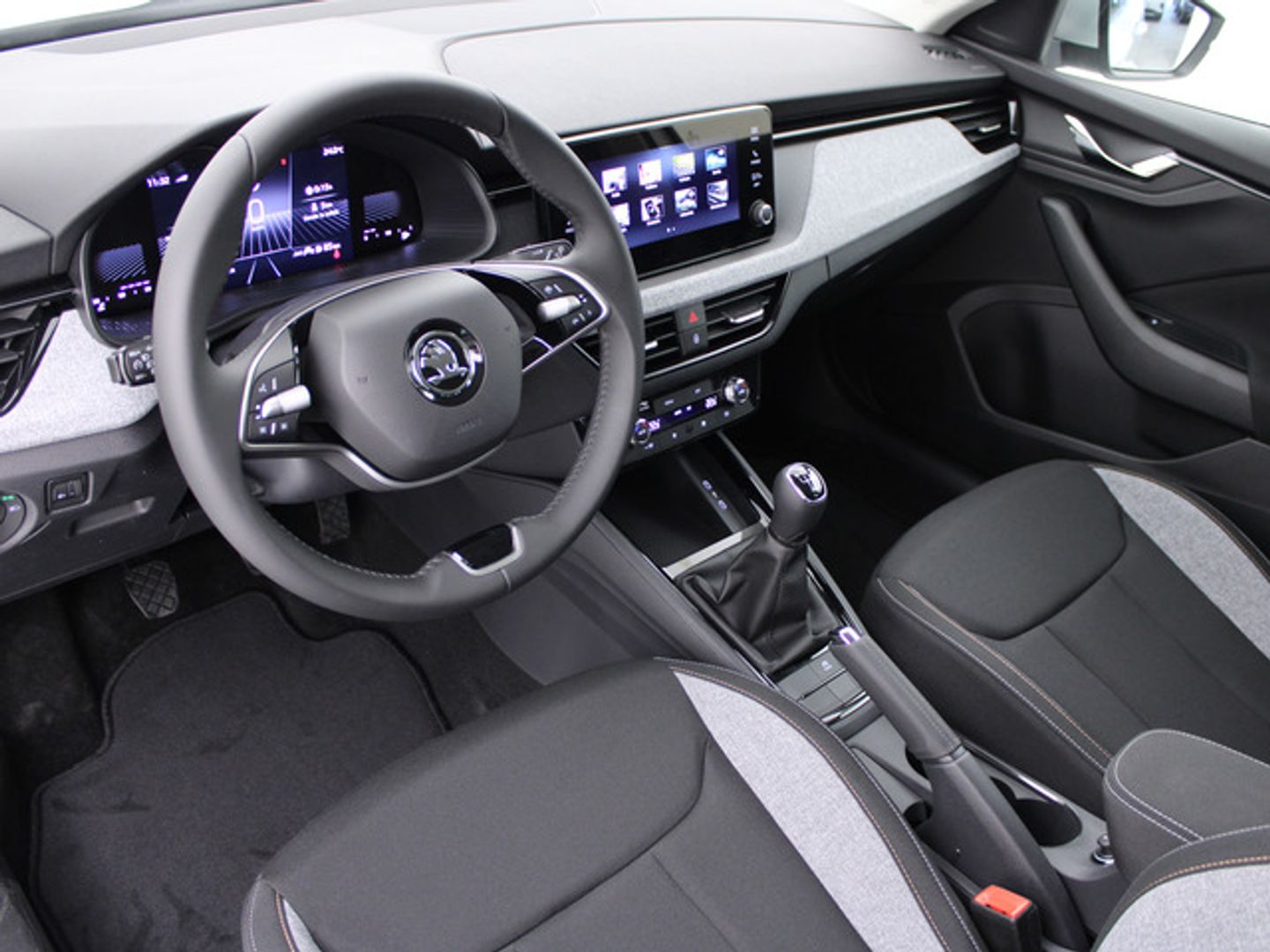Skoda Kamiq 1.0 TSI Ambition 70 kW (95 CV)