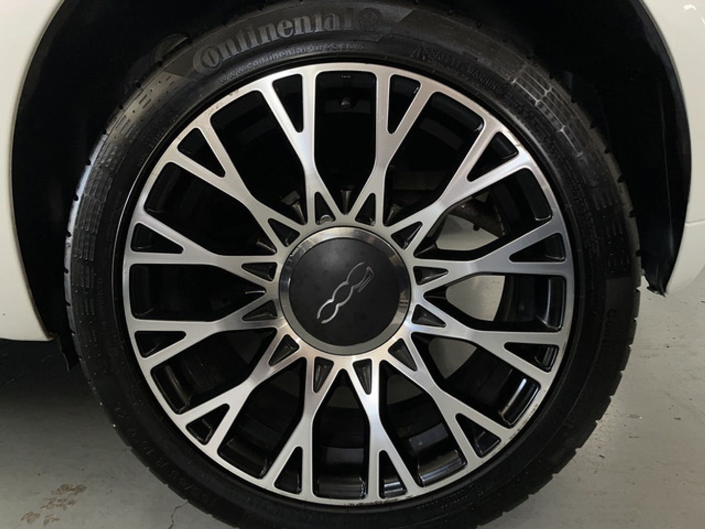 Fiat 500 1.0 Hybrid Dolcevita 51 kW (70 CV)