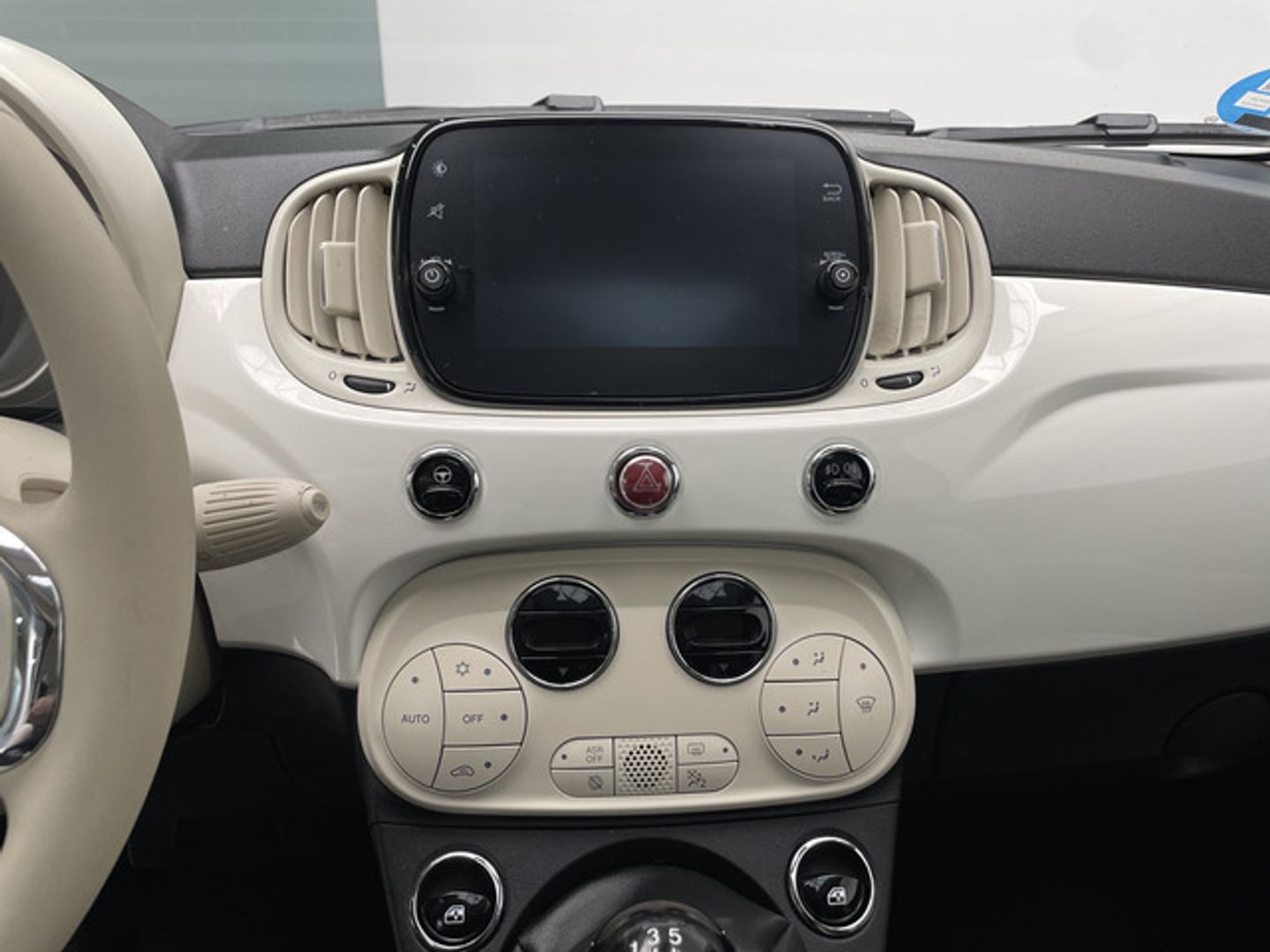 Fiat 500 1.0 Hybrid Dolcevita 51 kW (70 CV)
