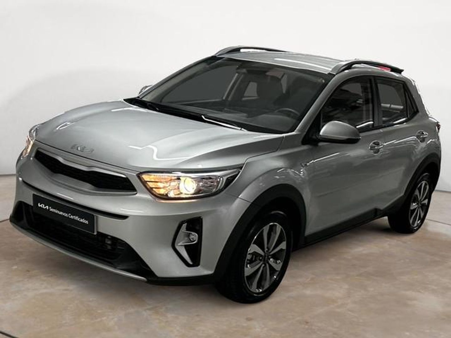 Kia Stonic 1.0 T-GDi MHEV MT Concept 74 kW (100 CV)