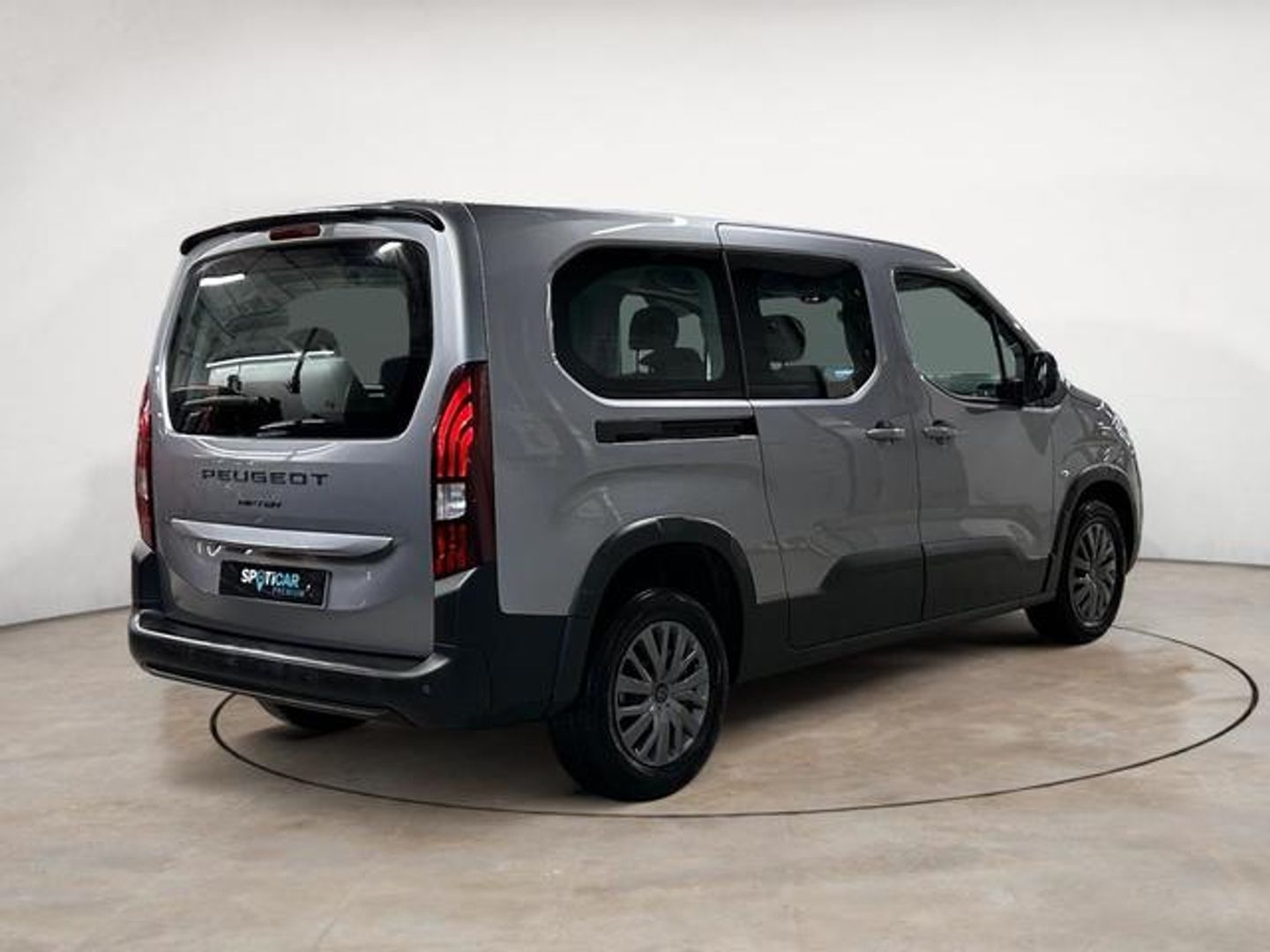 Peugeot Rifter BlueHDi 130 S&S Allure Long 96 kW (130 CV)