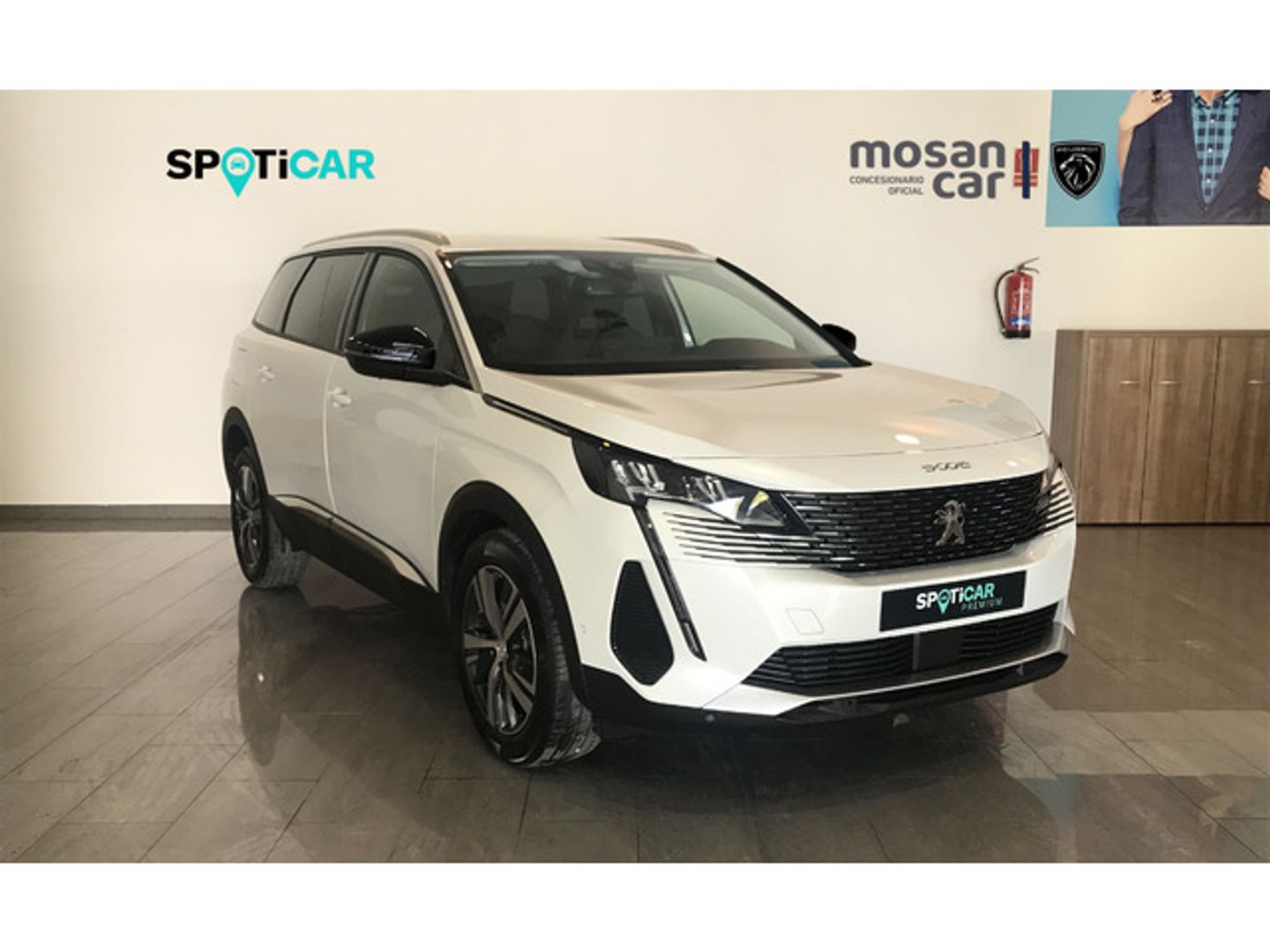 Peugeot 5008 Hybrid 1.2 Allure Pack eDCS6 100 kW (136 CV)