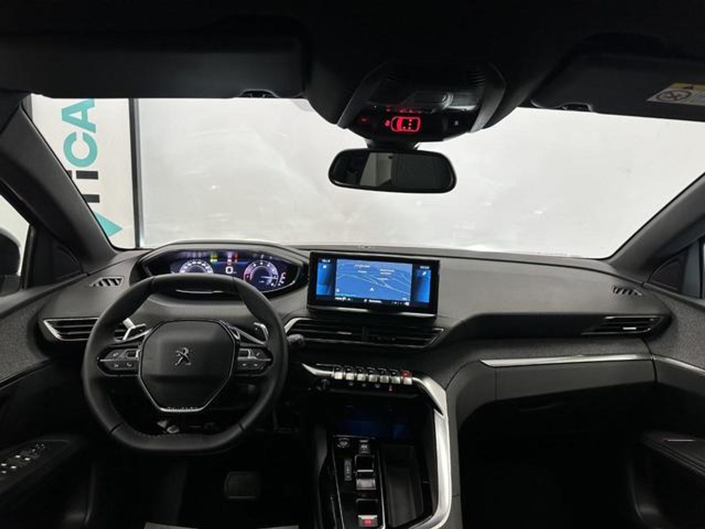 Peugeot 5008 Hybrid 1.2 Allure Pack eDCS6 100 kW (136 CV)