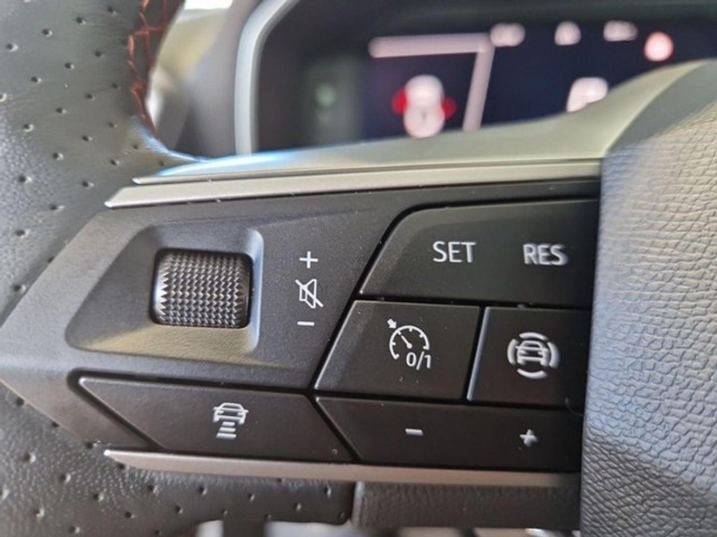 SEAT León 1.0 TSI S&S FR 25 Aniversario 81 kW (110 CV)