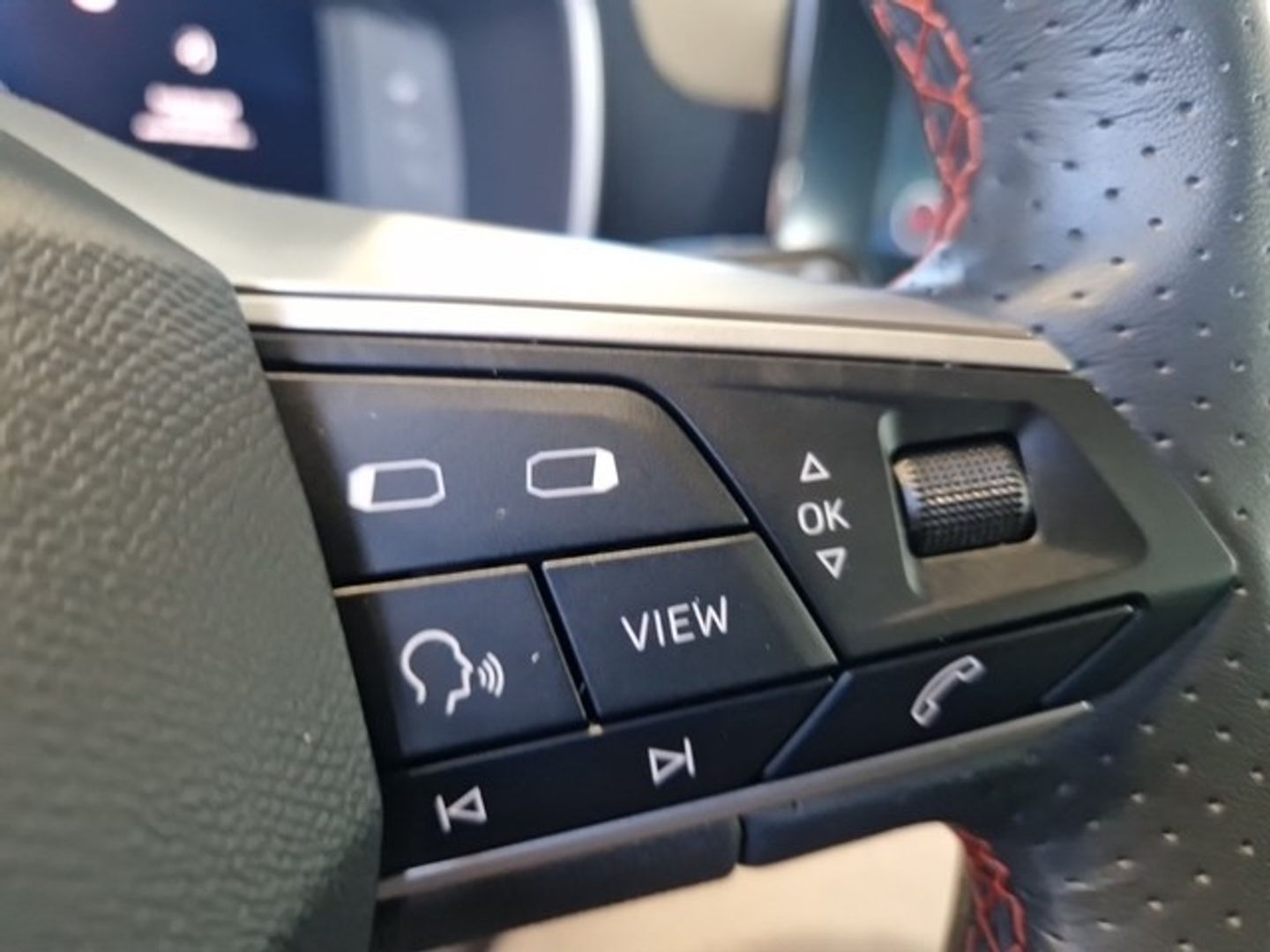 SEAT León 1.0 TSI S&S FR 25 Aniversario 81 kW (110 CV)