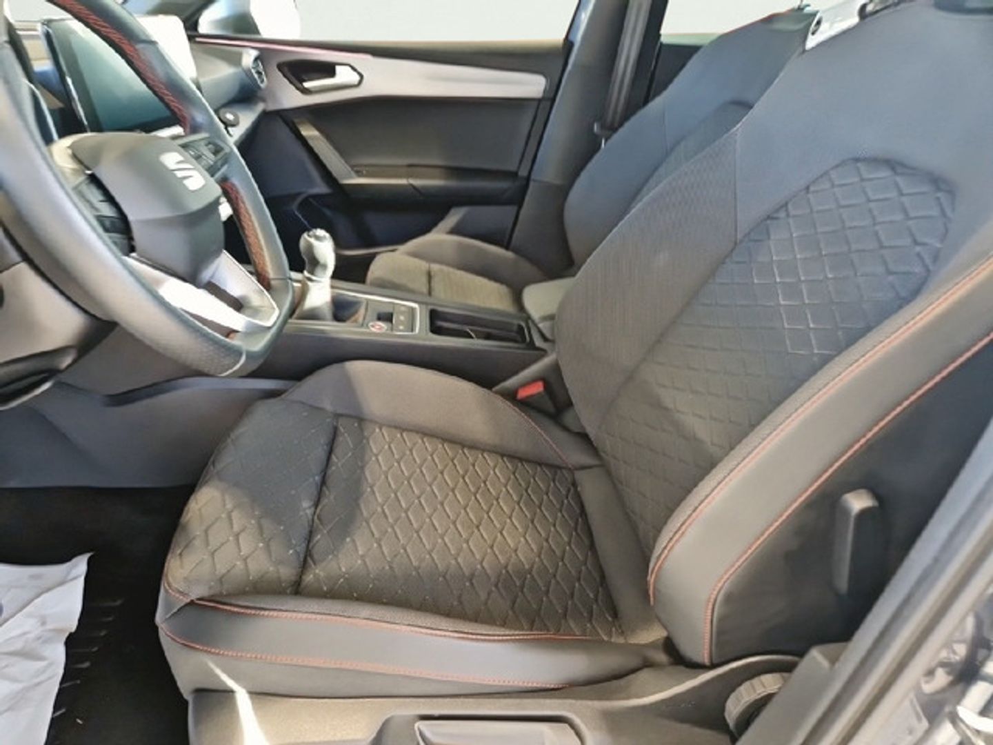 SEAT León 1.0 TSI S&S FR 25 Aniversario 81 kW (110 CV)