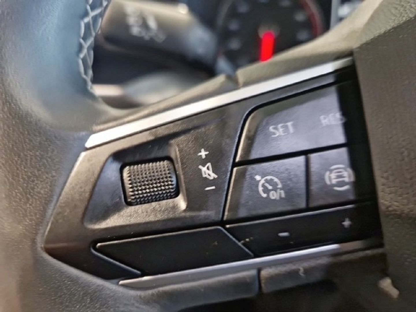 SEAT León 1.0 TSI S&S Reference Go 66 kW (90 CV)