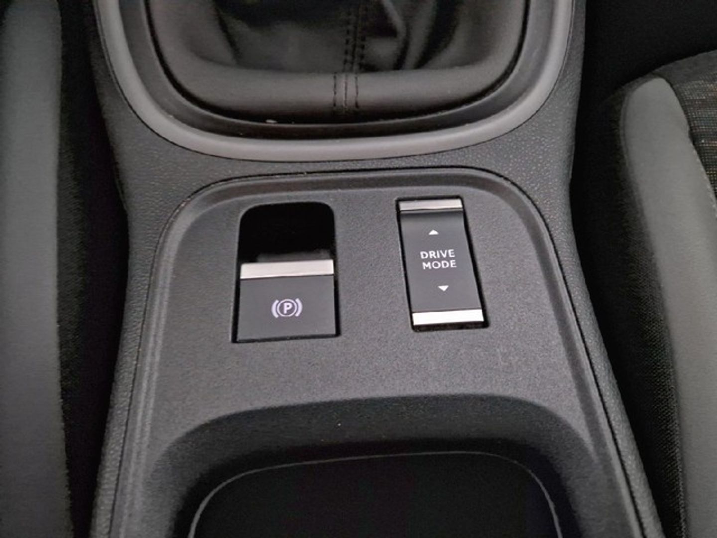 Jeep Avenger 1.2 G Avenger 74 kW (100 CV)