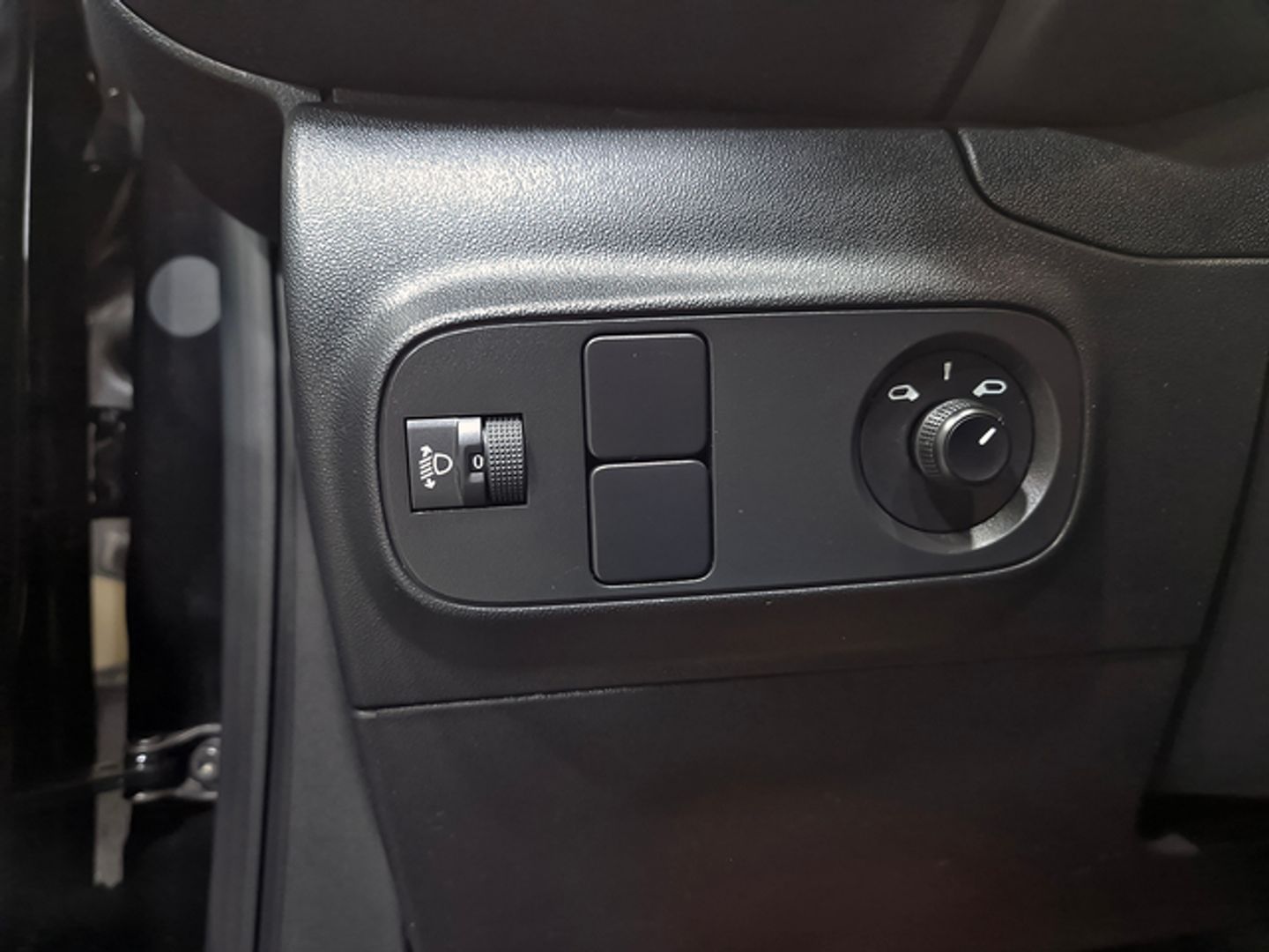 Citroen C3 PureTech 83 Plus 61 kW (83 CV)