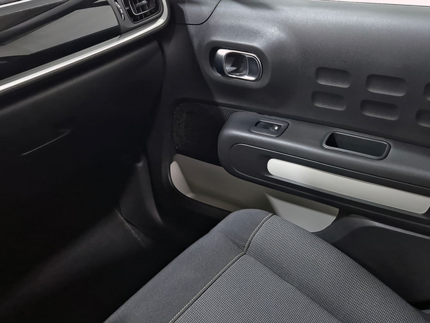 Citroen C3 PureTech 83 Plus 61 kW (83 CV)