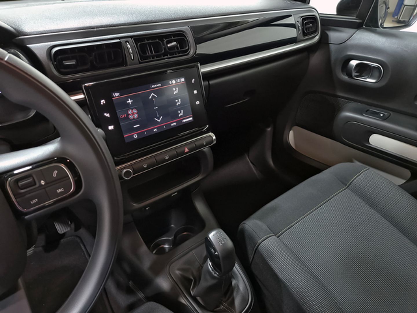 Citroen C3 PureTech 83 Plus 61 kW (83 CV)