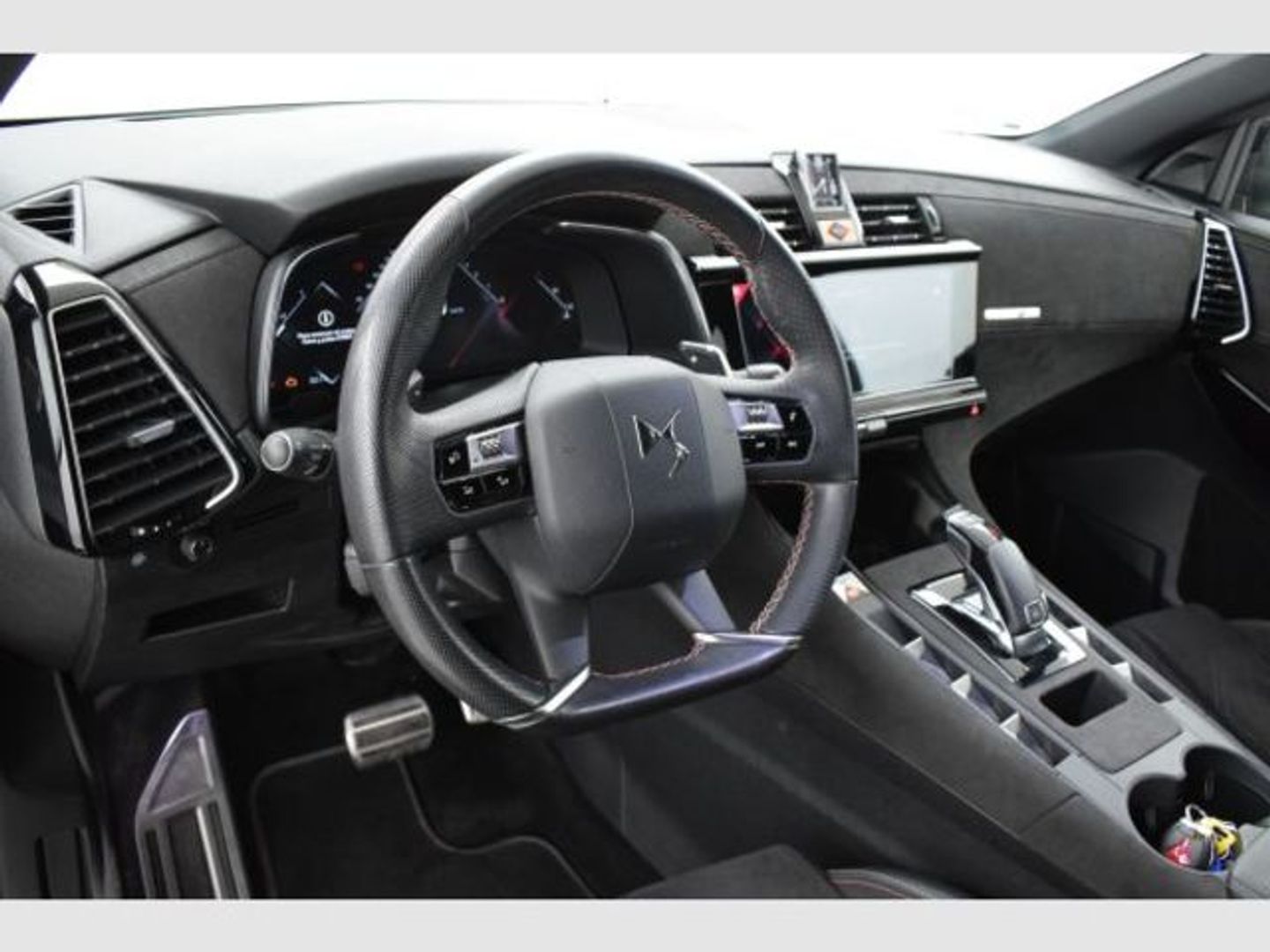 DS DS7 Crossback BlueHDi 130 DE Performance Line AT 96 kW (130 CV)