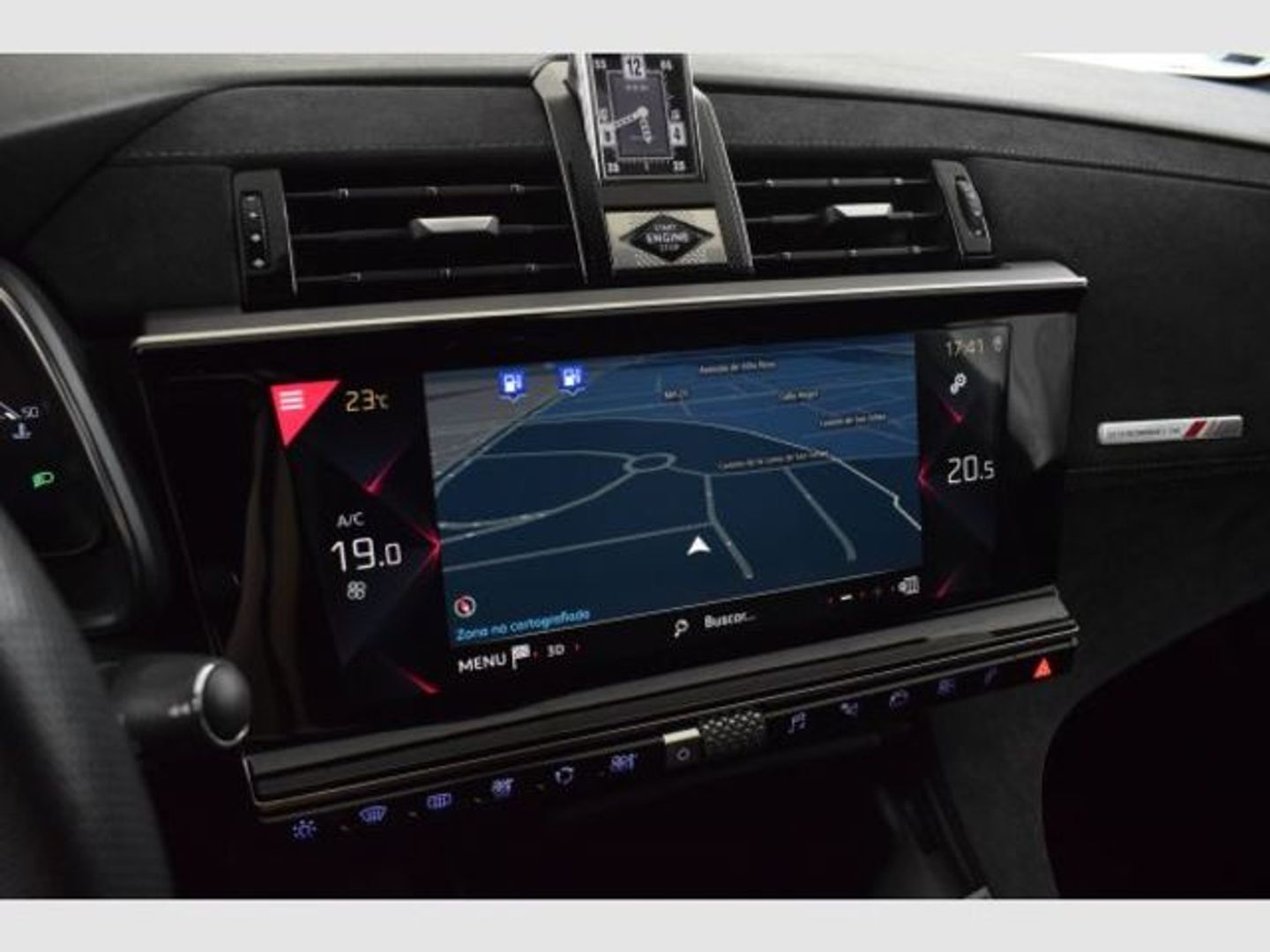 DS DS7 Crossback BlueHDi 130 DE Performance Line AT 96 kW (130 CV)