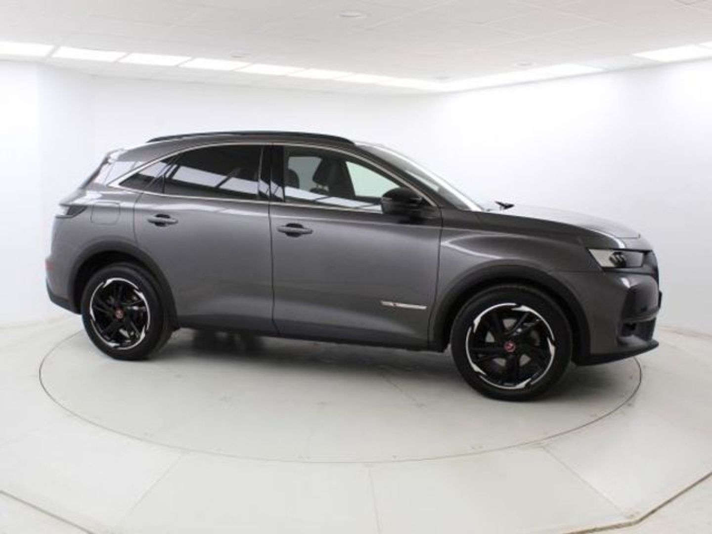 DS DS7 Crossback BlueHDi 130 DE Performance Line AT 96 kW (130 CV)
