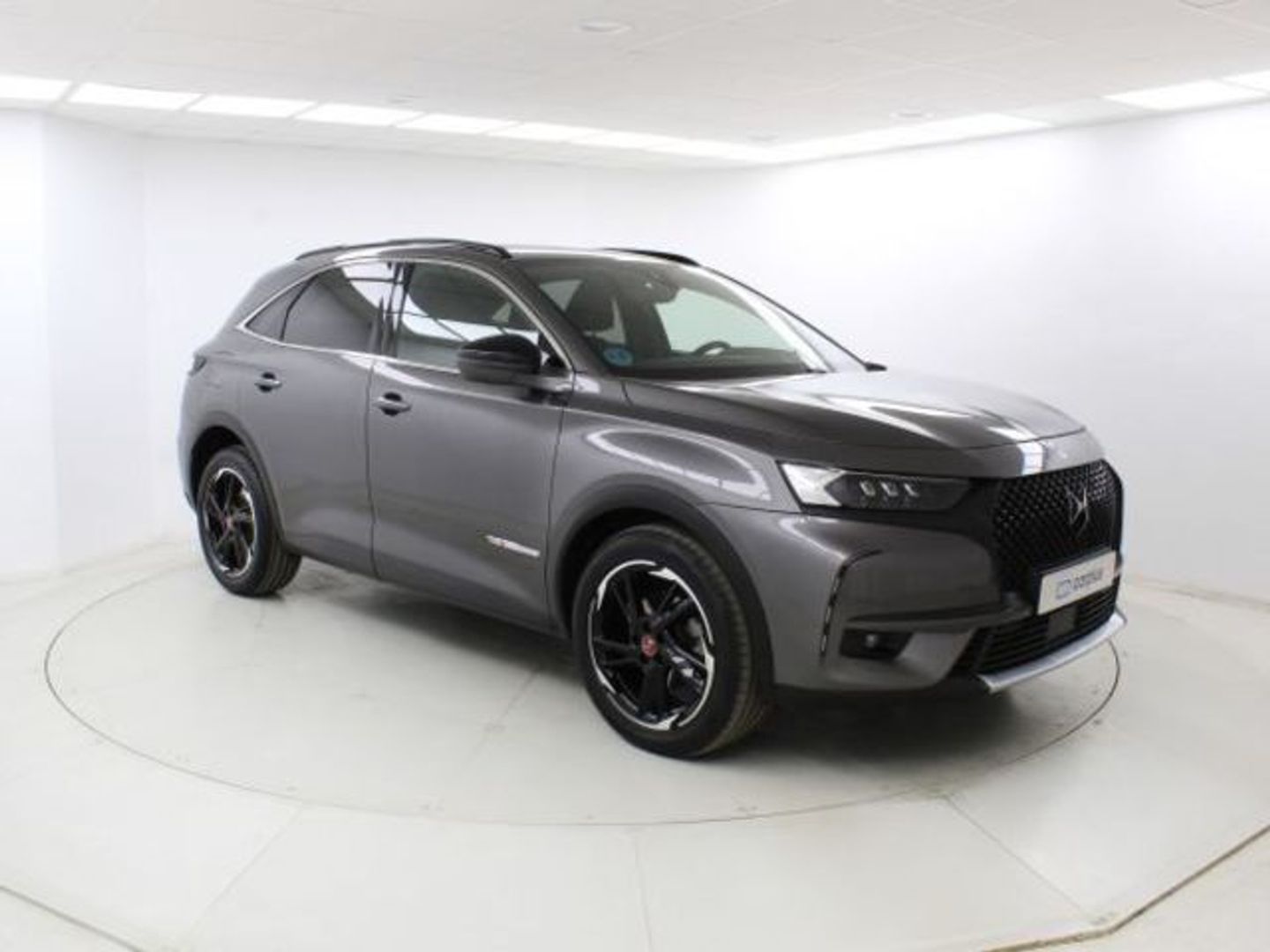 DS DS7 Crossback BlueHDi 130 DE Performance Line AT 96 kW (130 CV)