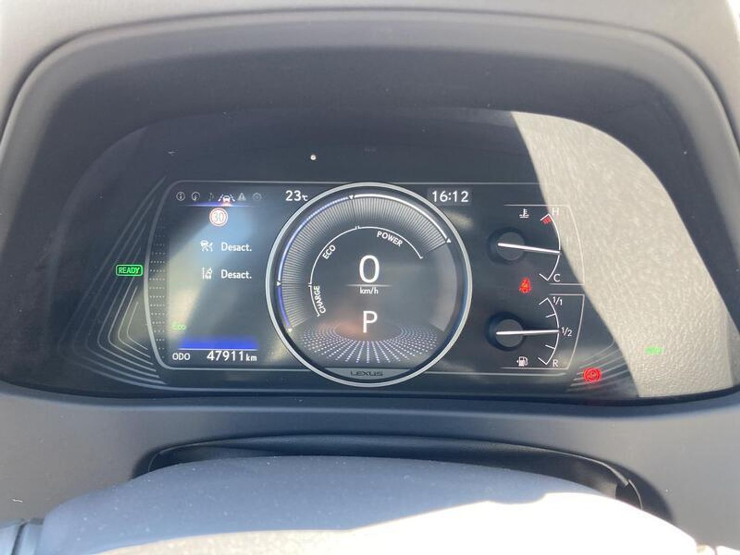 Lexus UX 250h Luxury 4WD 135 kW (184 CV)