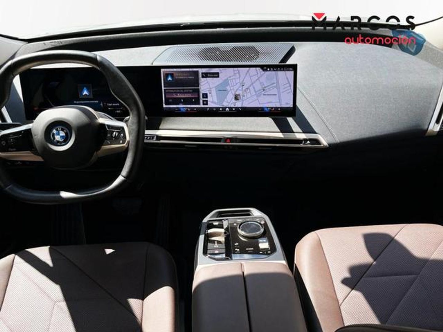 BMW iX xDrive40 240 kW (326 CV)