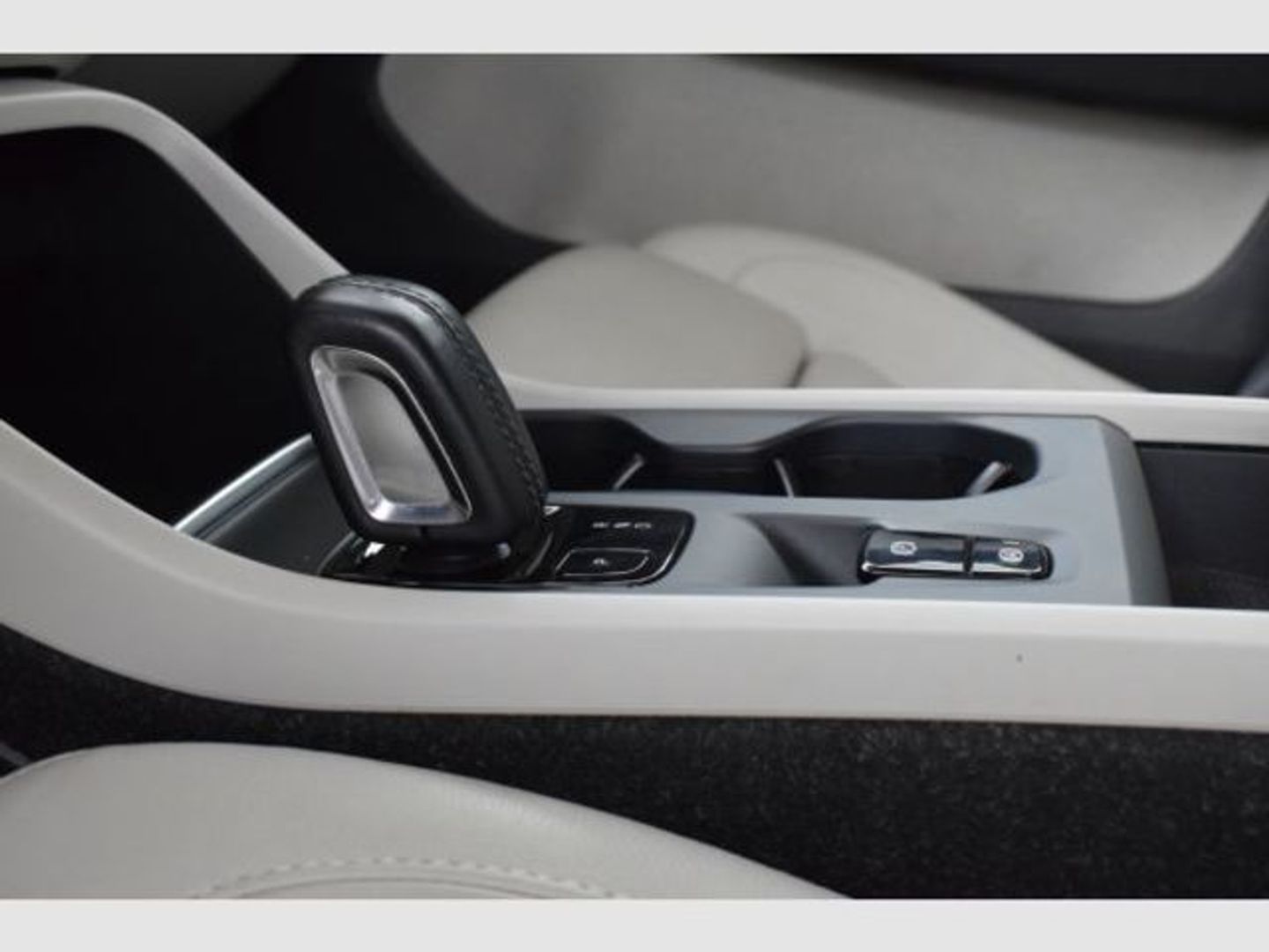 Volvo XC40 T5 Twin Recharge Inscription Expression Auto 193 kW (262 CV)