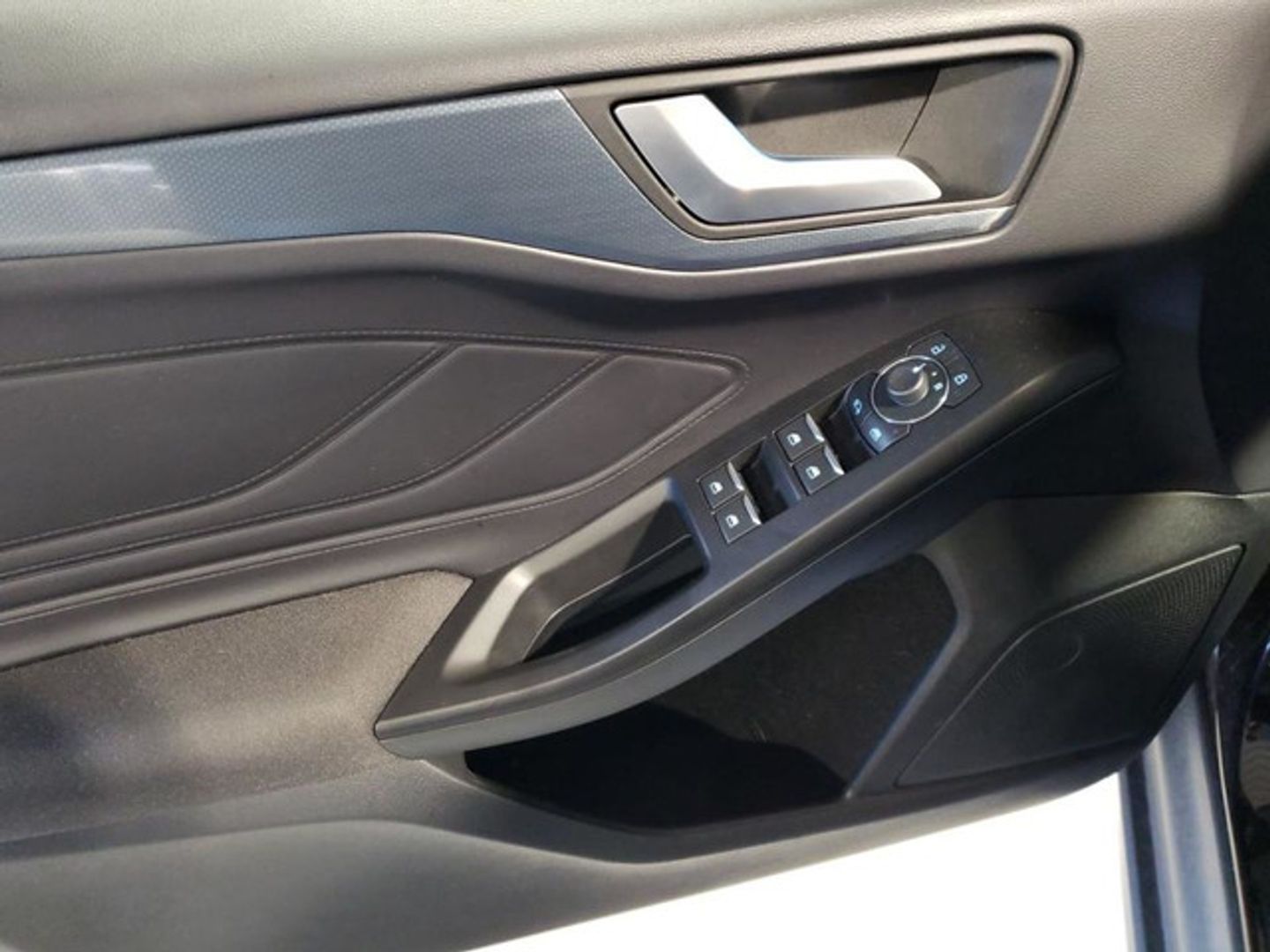 Ford Focus 1.0 Ecoboost MHEV Active X 114 kW (155 CV)