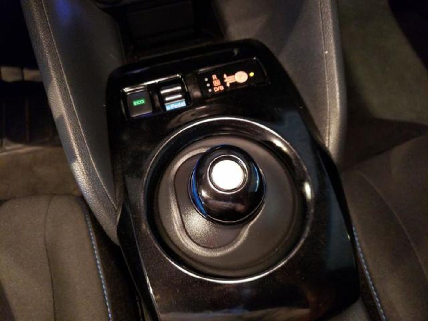 Nissan Leaf 40kWh N-Connecta 110 kW (150 CV)