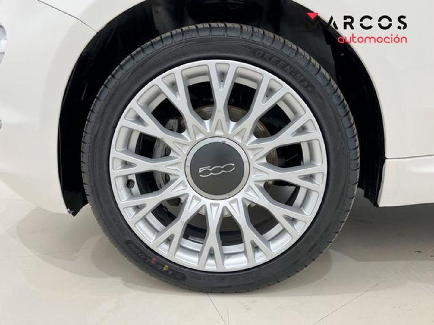 Fiat 500 1.0 Hybrid Dolcevita 51 kW (70 CV)