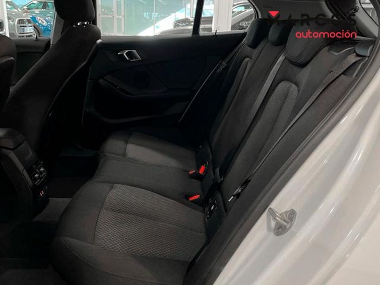 BMW Serie 1 118d Business 110 kW (150 CV)