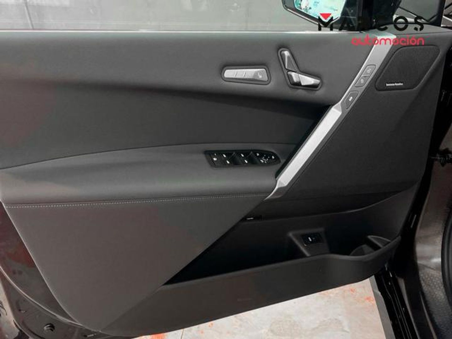 BMW iX xDrive60 400 kW (544 CV)