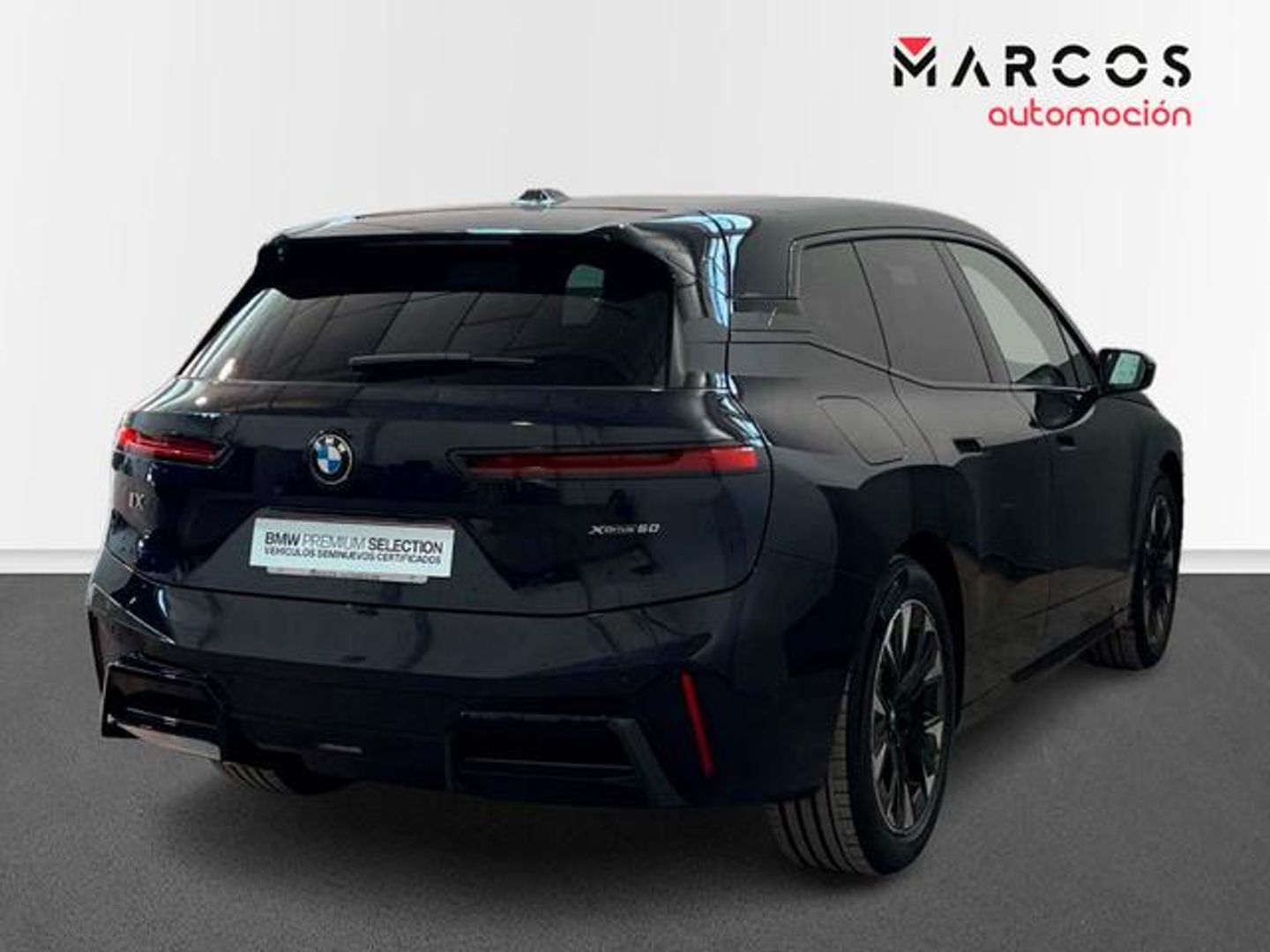 BMW iX xDrive60 400 kW (544 CV)